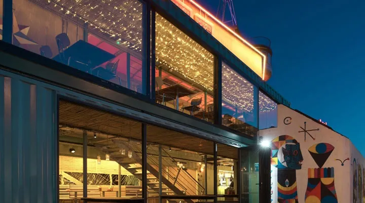 تجهیزات کانتینر سالن غذاخوری